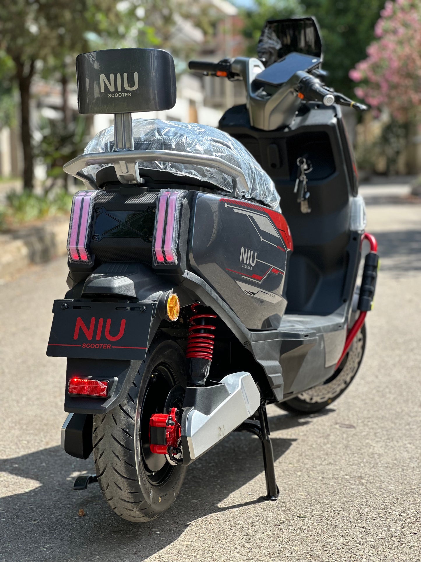 Niu 4a4