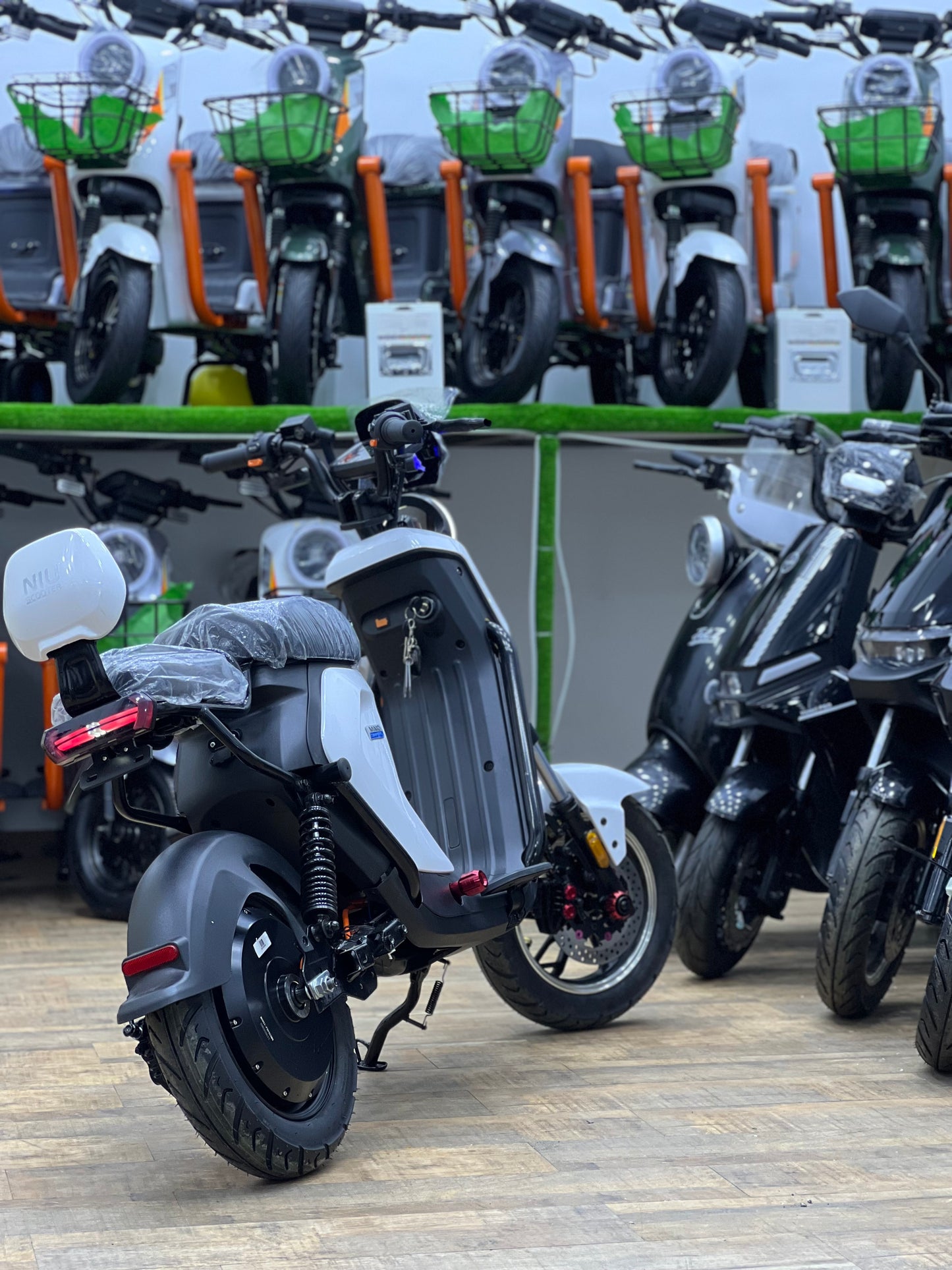 Niu scooter mimo sports