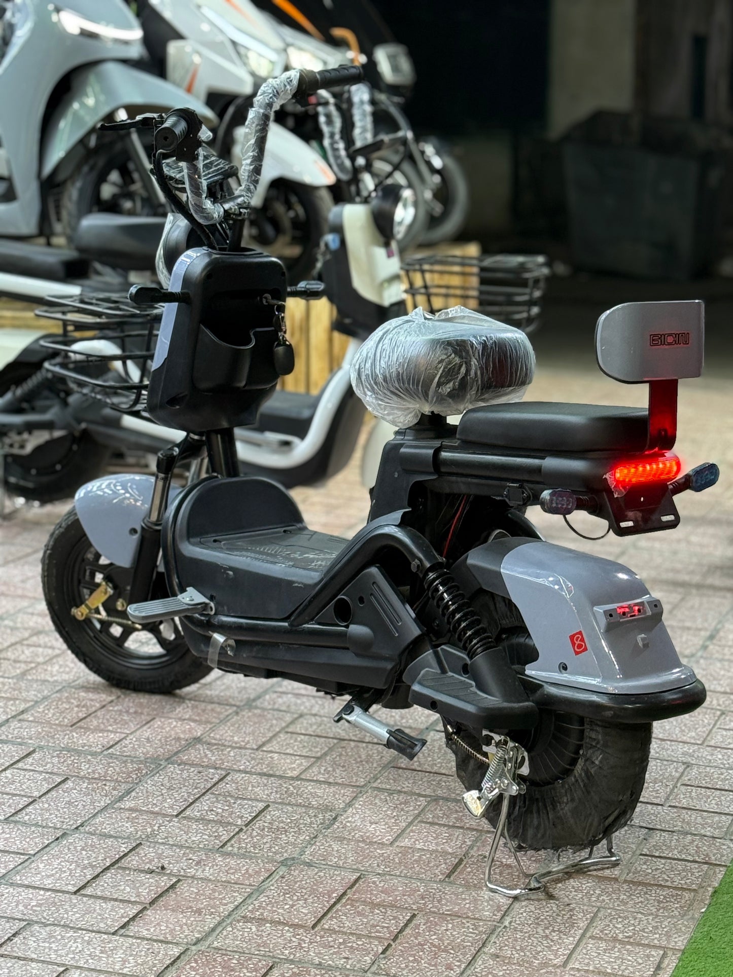 Robo scooter