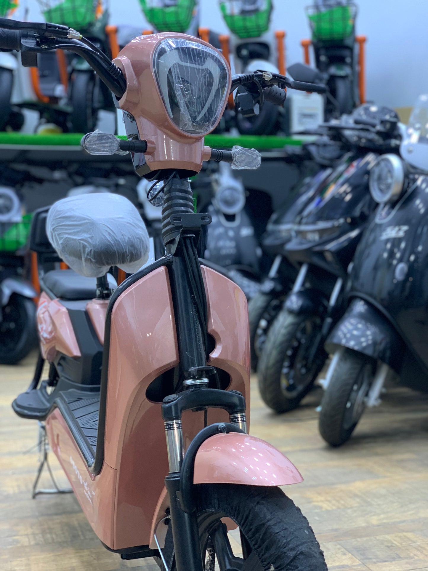 Scooter Dora nahla