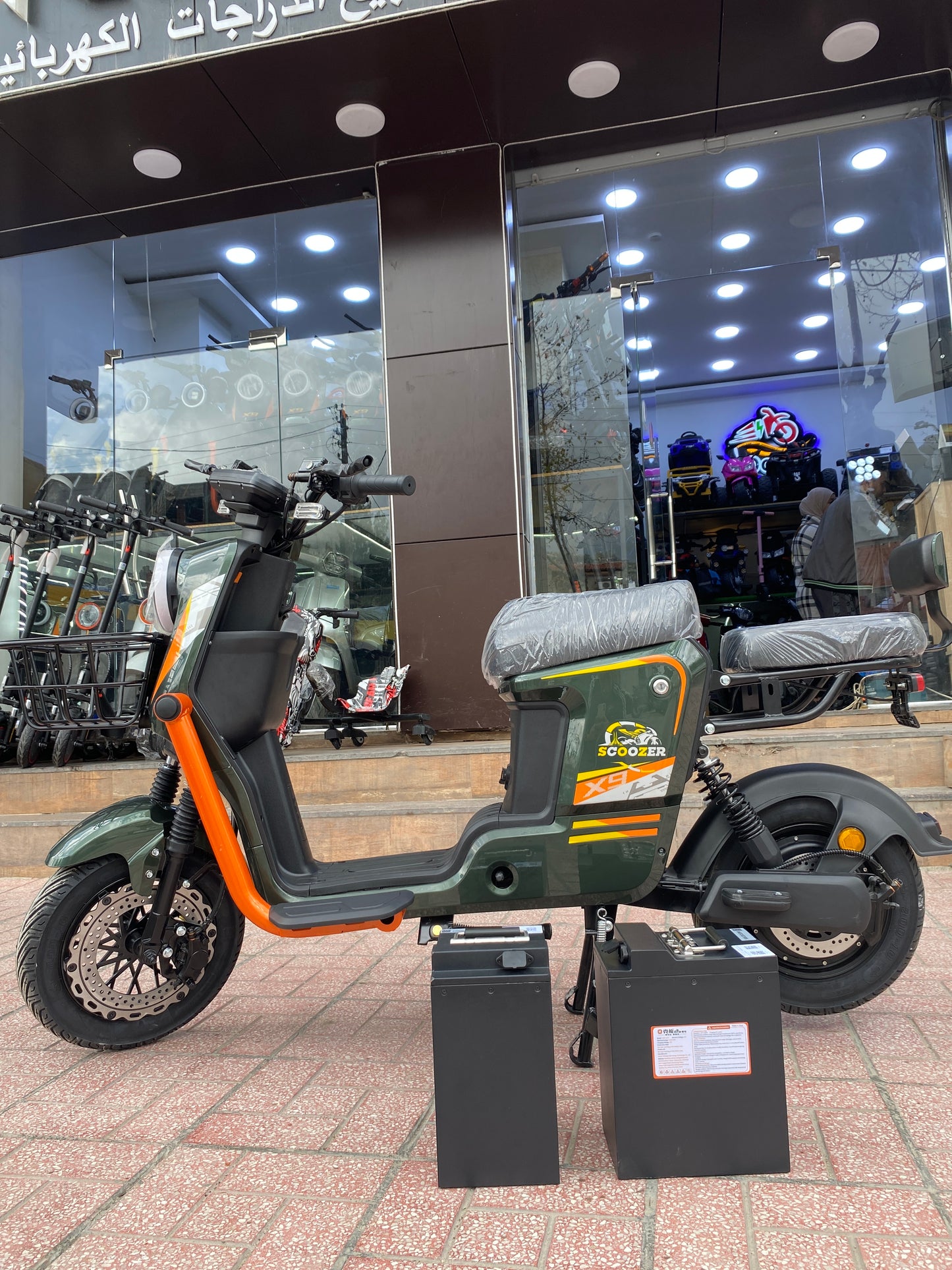 (Lithium ) Scoozer x9 1200w