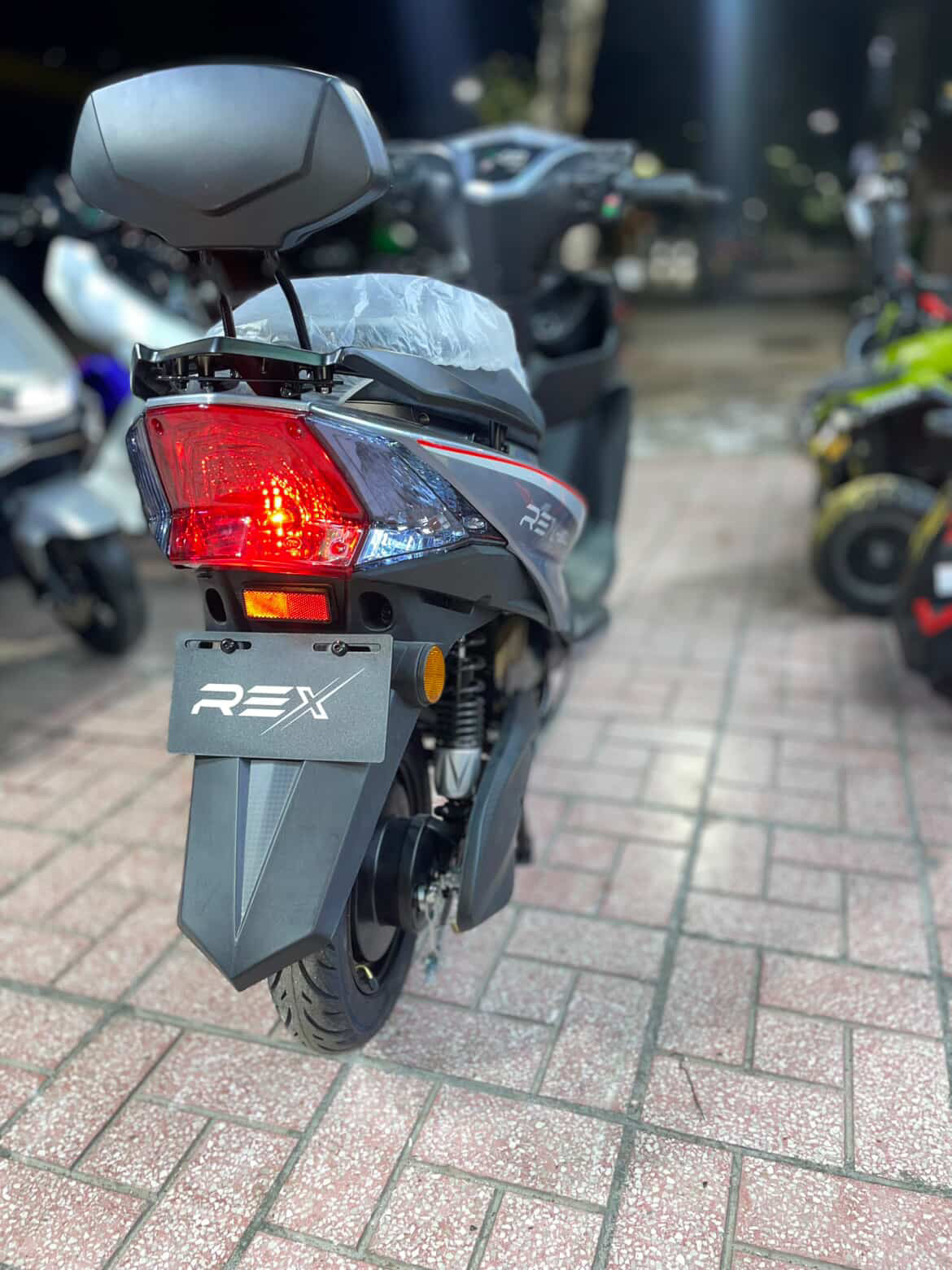 Scooter rex  Batman