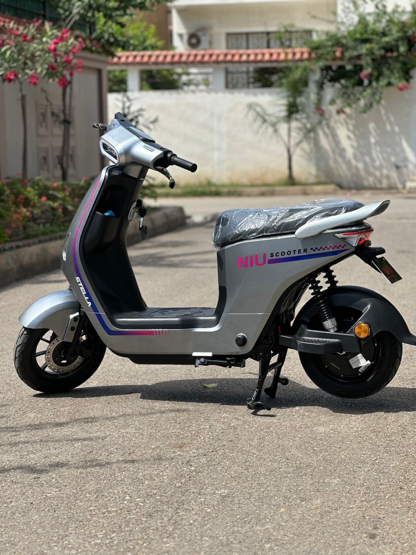 NIU STELLA