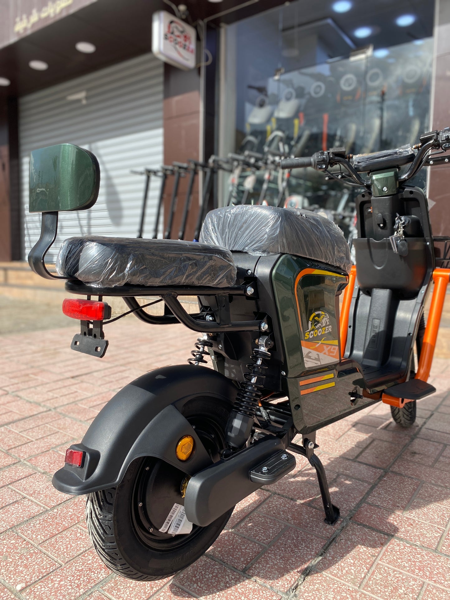 (Lithium ) Scoozer x9 1200w