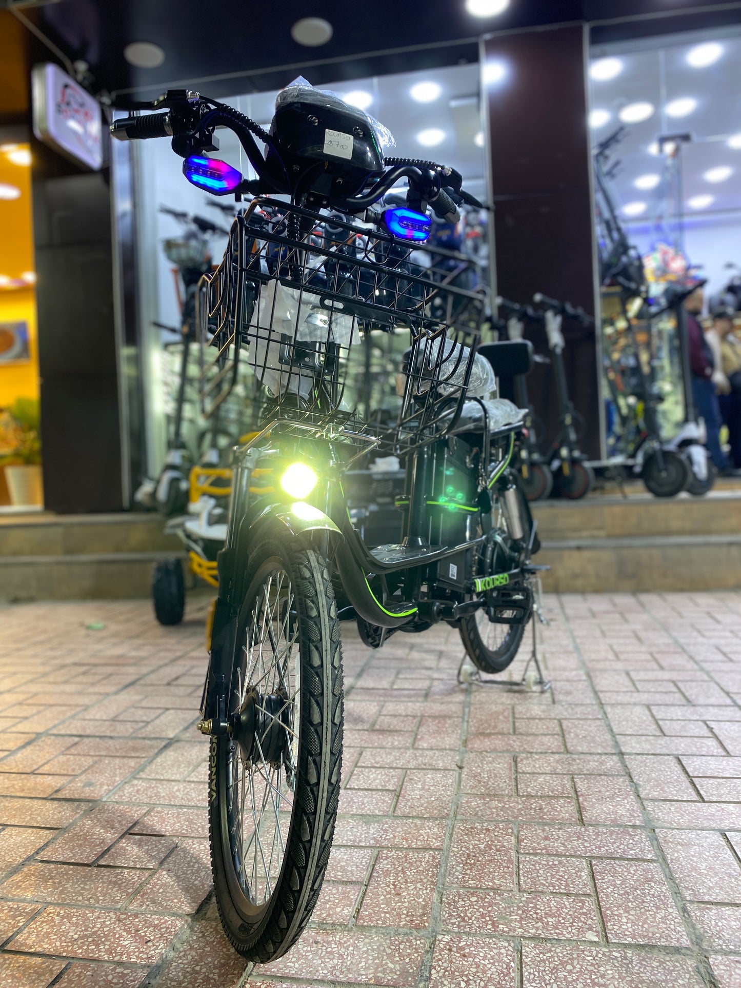 Vélo kourso Eziraide